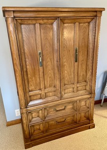 lot 147 image: Thomasville Tall Dresser with Shelves and Drawers