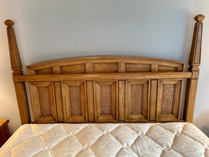 lot 148 image: Queen Headboard with a Sleep Number 5000 Mattress
