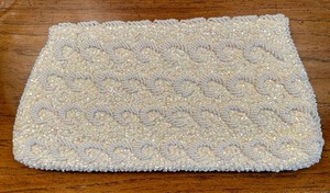 lot 156 image: Vintage La Regale LTD White Sequin Evening Clutch