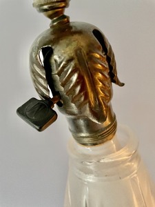lot 160 image: Vintage Ornate Brass Floor Lamp