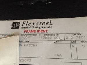 lot 234 image: Flexsteel Recliner