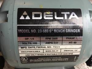 lot 306 image: Delta Dual 6 Inch Bench Grinder