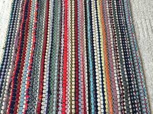 lot 314 image: Colorful Braided Throw Rug