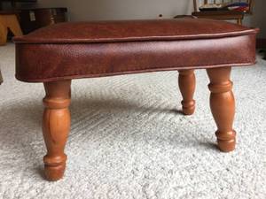 lot 331 image: Babcock Phillips Padded Foot Stool