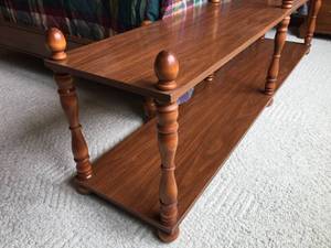 lot 332 image: 3 Section Ornate Decorative Shelf