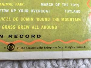 lot 336 image: 1958 Captain Kangaroo Album