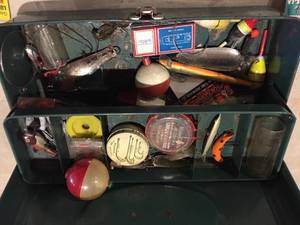 lot 345 image: Vintage Metal Box With Tackle