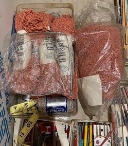 lot 370 image: Calling all Knitters
