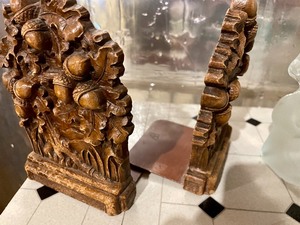 lot 404 image: Vintage Bookends and More