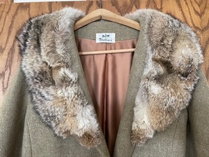 lot 416 image: Wonderful Vintage Womens Coat by Walboms
