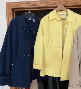 lot 423 image: Four Lightweight Womens Coats