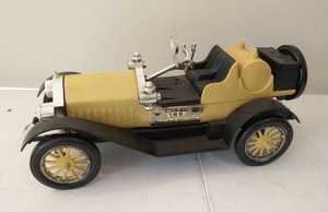 Jim Beams 1914 Stutz Bear Cat Decanter