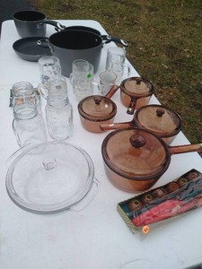 Collection of Kitchen Items
