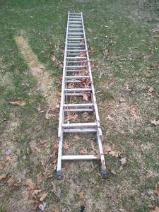 29 Aluminum Extension Ladder