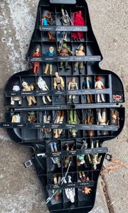 Vintage 1983 Star Wars Kenner Darth Vader Action Figure Carry Case with 29 Figurines
