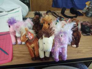 Lot of 10 Horse Beanie Babies