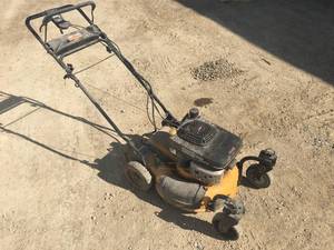 lot 11 image: Craftsman Professional 179cc Kawasaki Lawn Mower