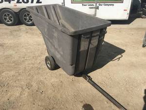 lot 16 image: Utility Dump Trailer