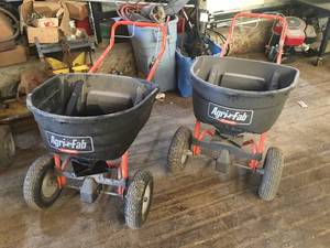 lot 40 image: Broadcast Yard Spreaders For Repair Lot of Two