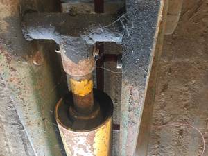 lot 53 image: Hydraulic Ram