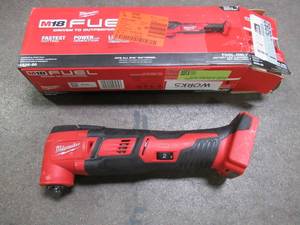 lot 30 image: Milwaukee M18 FUEL 18-Volt Lithium-Ion Cordless Brushless Oscillating Multi-Tool (Tool-Only), 2836-20. Used. Missing cutting blade and attachments.