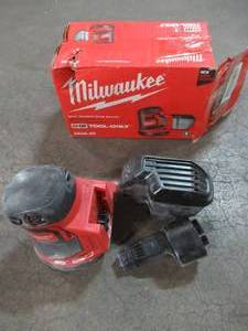 lot 36 image: Milwaukee M18 18-Volt Lithium-Ion Cordless 5 in. Random Orbit Sander (Tool-Only), 2648-20 - Used. .