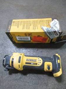 lot 64 image: Dewalt 20-Volt Max Lithium-Ion Cordless Drywall Cut-Out Tool (Tool-Only), DCS551B - Used.