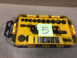 12 in. Drive Metric Socket Set with Ratchet (23-Piece) by DEWALT&nbsp&nbspCustomer Returns See Pictures&nbsp