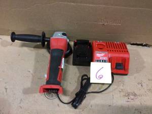 M12 and M18 12-Volt18-Volt Lithium-Ion Multi-Voltage Battery Charger by Milwaukee&nbsp&nbspCustomer Returns See Pictures&nbsp