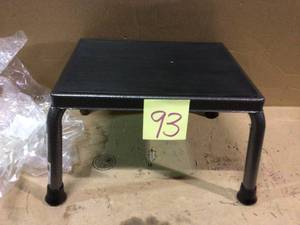 Footstool with Non Skid Rubber Platform by Drive Medical Customer Returns See Pictures&nbsp
