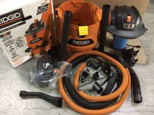 lot 23 image: 14 Gal. 6.0-Peak HP NXT WetDry Shop Vacuum with Fine Dust Filter, Hose, Accessories and Premium Car Cleaning Kit by RIDGID Customer Returns See Pictures 
