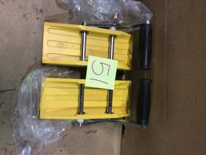 lot 51 image: Double StoneGlass Slab Carry Clamps (Set of 2) Customer Returns See Pictures 