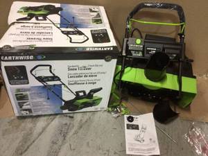 lot 98 image: 22 in. 14 Amp Corded Electric Snow Thrower with LED Lights by Earthwise Customer Returns See Pictures 