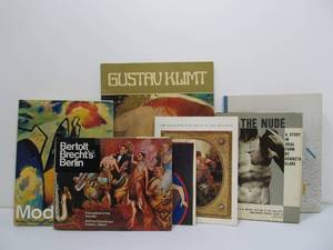 lot 50 image: Group of Vintage etc Books on Art