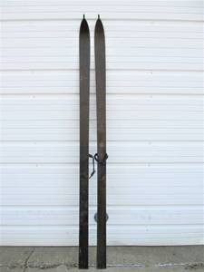 lot 68 image: Nice Pair of Antique Wooden Snow Skis
