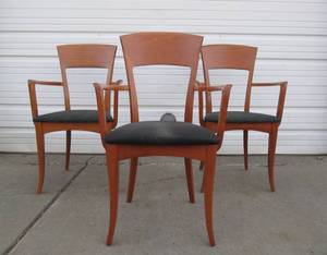 lot 73 image: Set of 3 Mid Century Italian Designer Armchairs by Antonio Sibau