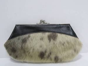 lot 89 image: Small Vintage Genuine Seal Fur Handbag Clutch Purse