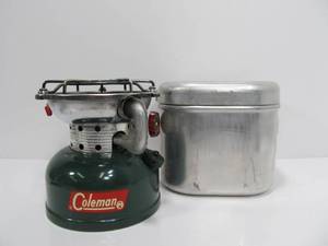 lot 19 image: Nice Vintage COLEMAN Sportster 502-700 Camp Stove wMetal Case