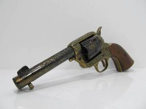 lot 21 image: Ornate Vintage Replica Revolver