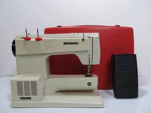 lot 41 image: High End BERNINA Record 830 Sewing Machine wCase