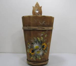 lot 108 image: Primitive Vintage Hand Painted Wooden Wall Basket