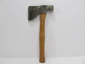 lot 120 image: Excellent Vintage KEEN KUTTER Hatchet