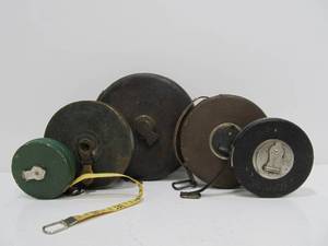 lot 128 image: Lot of 5 Antique Measuring Tapes