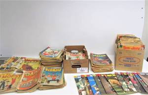 lot 159 image: LARGE Estate Lot of Vintage 1950s Comic Books