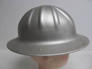 lot 177 image: Nice Vintage McDonald LUMMUS Hard Hat Helmet