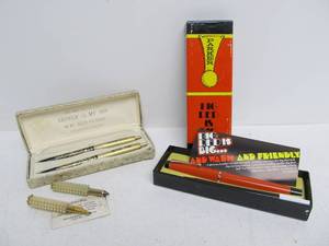 lot 183 image: 3 Vintage Pen Sets - NOS Parker Big Red