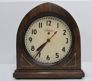 lot 138 image: Vintage TELECHRON Tombstone Style Mantel Clock