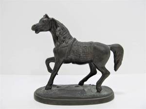 lot 140 image: Old Vintage Metal Horse Sculpture