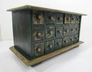 lot 205 image: Very Nice Primitive Painted Wood 18-Drawer Cabinet