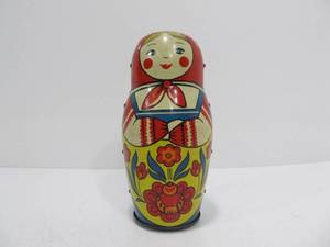 lot 211 image: Tin Litho Matryoshka Wind-Up Toy